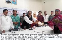 গৌরনদীতে সুবিধাভোগী সদস্যদের মাঝে প্রকল্প ঋৃণের চেক বিতরণ