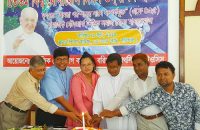 বিশ্ব যোগাযোগ দিবস ২০১৯ উপলক্ষে কেককাটা ও আলোচনা সভা অনুষ্ঠিত