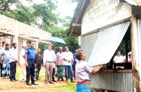 আগৈলঝাড়া সন্ধ্যা নদীর পয়সারহাটে অবৈধ দখলদার উচ্ছেদ অভিযান