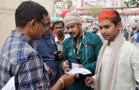 পাটশালার প্রতিষ্ঠাতার উদ্যোগে গৌরনদীতে স্যনিটাইজার ও মাস্ক বিতরন