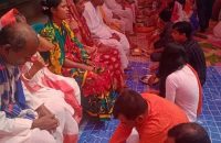 আগৈলঝাড়ায় জীবন্ত দেব-দেবীর পূজার্চনা