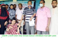 বোষ্টন বিএনপির সভাপতির উদ্যোগে গৌরনদীতে ৪০ জন দুঃস্ত প্রতিবন্ধীকে হুইল চেয়ার বিতরন