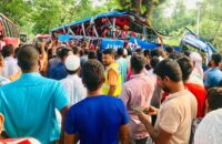 উজিরপুরে গাছের সাথে বাসের ধাক্কা নিহত-১০,আহত-২০