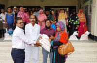 ৩৩৩ ফোন করে প্রধানমন্ত্রীর খাদ্য সহায়তা পেল আগৈলঝাড়ার ৫শ দুঃস্থ পরিবার