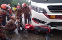 গৌরনদীতে হানিফ পরিবহনের বাসের চাকায়   পিষ্ট হয়ে মোটরসাইকেল আরোহী নিহত