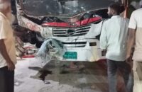 গৌরনদতে মহাসড়কের ওপর ট্রাক পার্কিং, চার যানবাহনের মুখোমুখি সংঘর্ষে নিহত-২ আহত ৩০