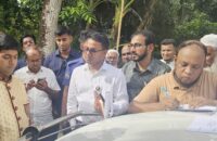 গৌরনদীতে বাল্য বিয়ে ভেঙ্গে দিলে সহকারী কমিশনার (ভূমি)